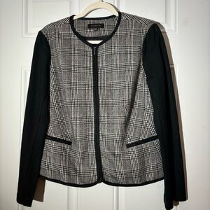 ❤️2/$15 or 3/$21❤️Talbots Plaid Jacket, Size 12